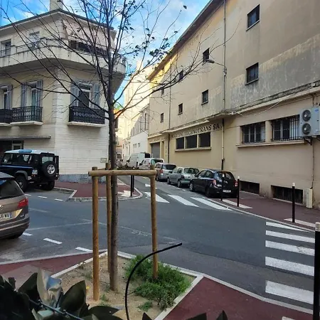 Centre 4 Personnes Apartman